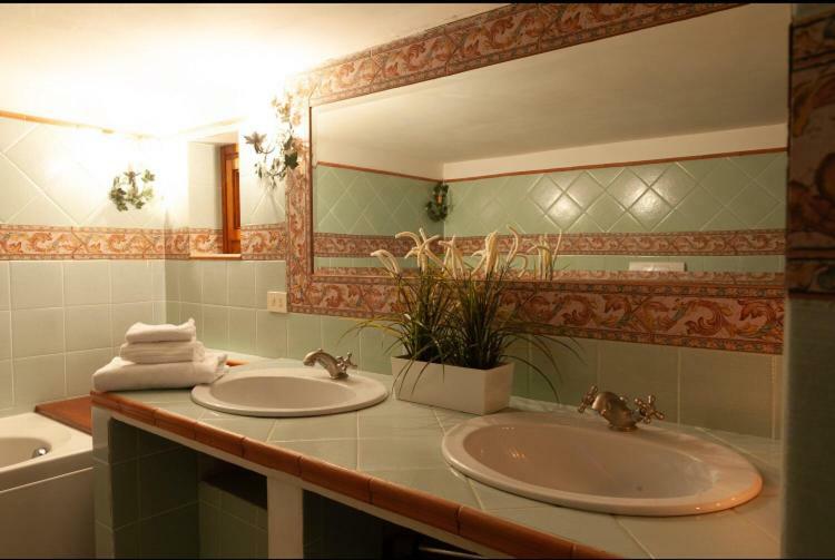 Favoloso Appartamento In Villa Monterosi Bagian luar foto